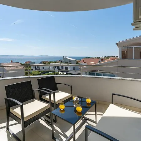 Mirela Apartamento Petrčane