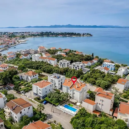 Mirela Apartment *