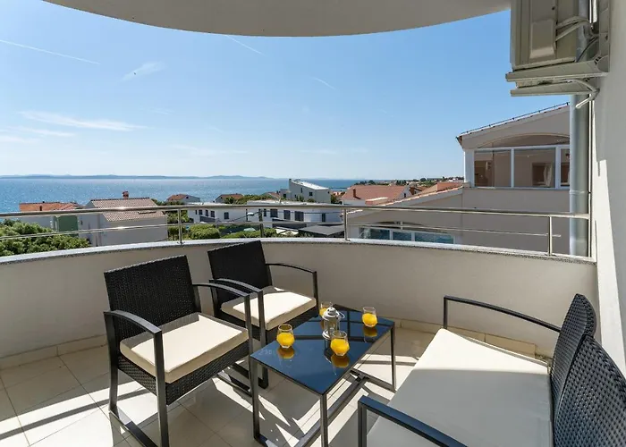 Mirela Апартаменты Петрчане