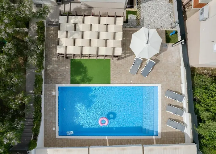 Апартаменты Mirela