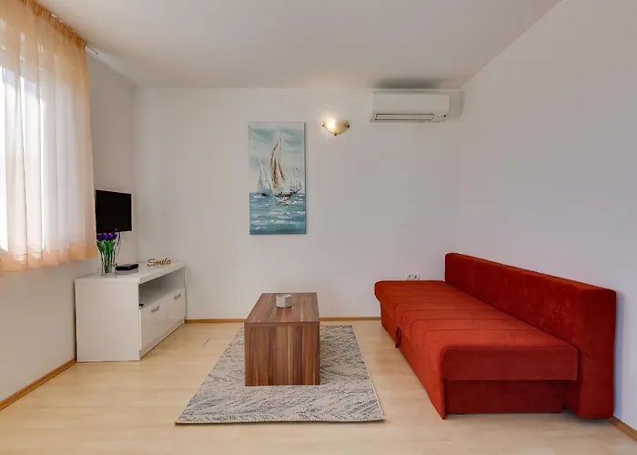 Mirela Апартаменты Петрчане