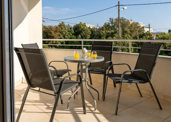 Mirela Апартаменты